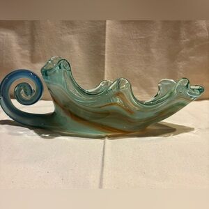 Artistic Glass Centerpiece Dish